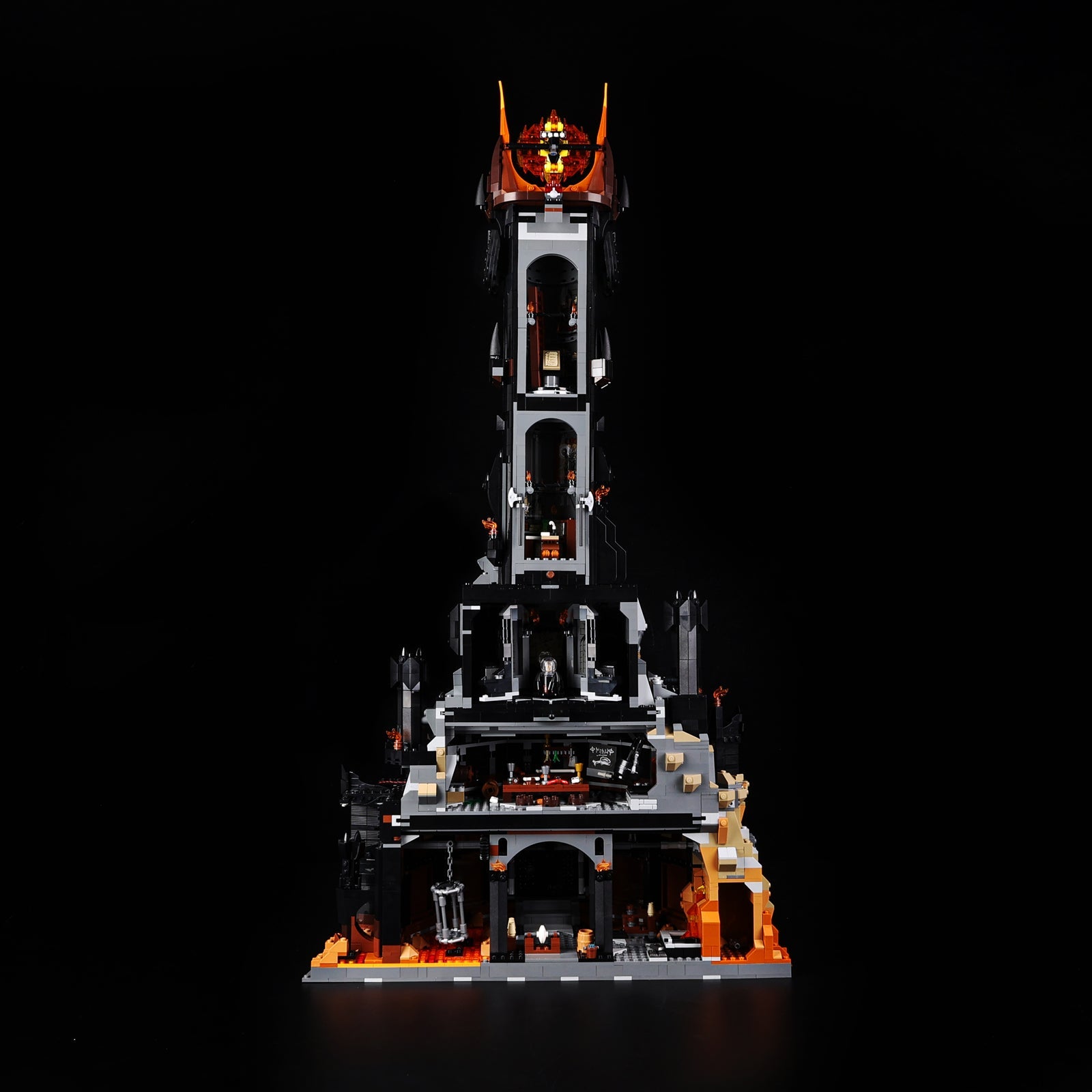 10333-Barad-dur-Lights_Off_8b712517-cf8e-4b32-b2ce-27d0c1ddad7c.jpg
