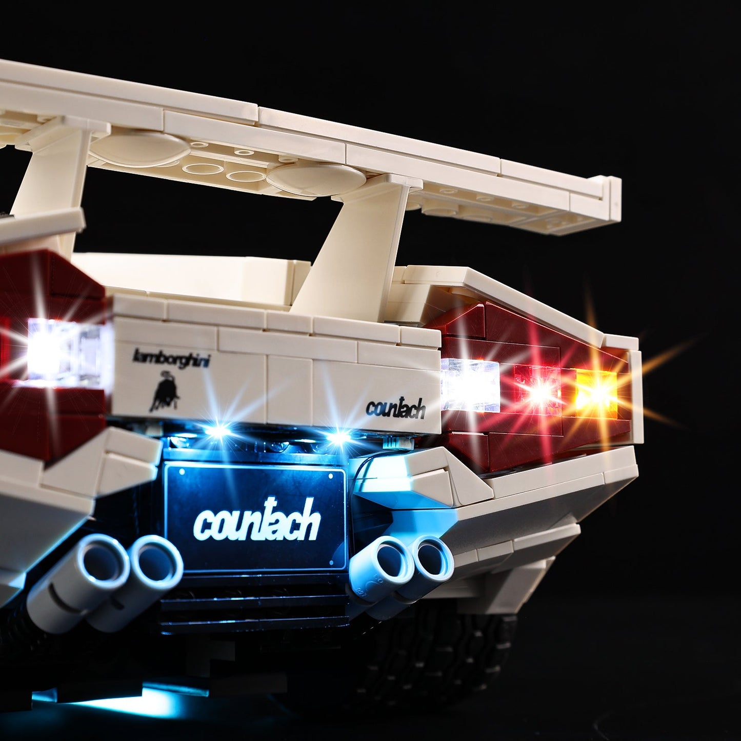 10337-Lamborghini_Countach-Detail_Light5_db037923-e56c-41b7-9595-5121c70c5e92.jpg