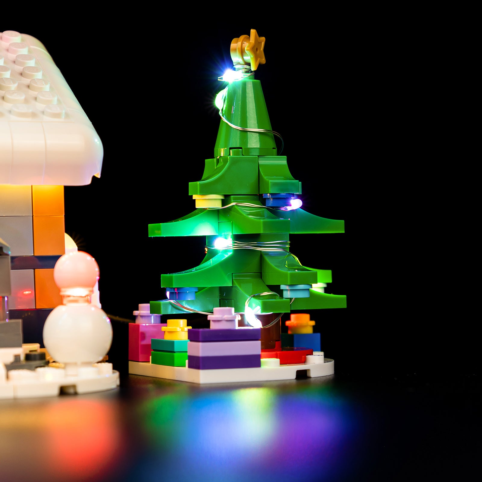Kyglaring LED light detail on LEGO Santa's Workshop 10339 - macro shot