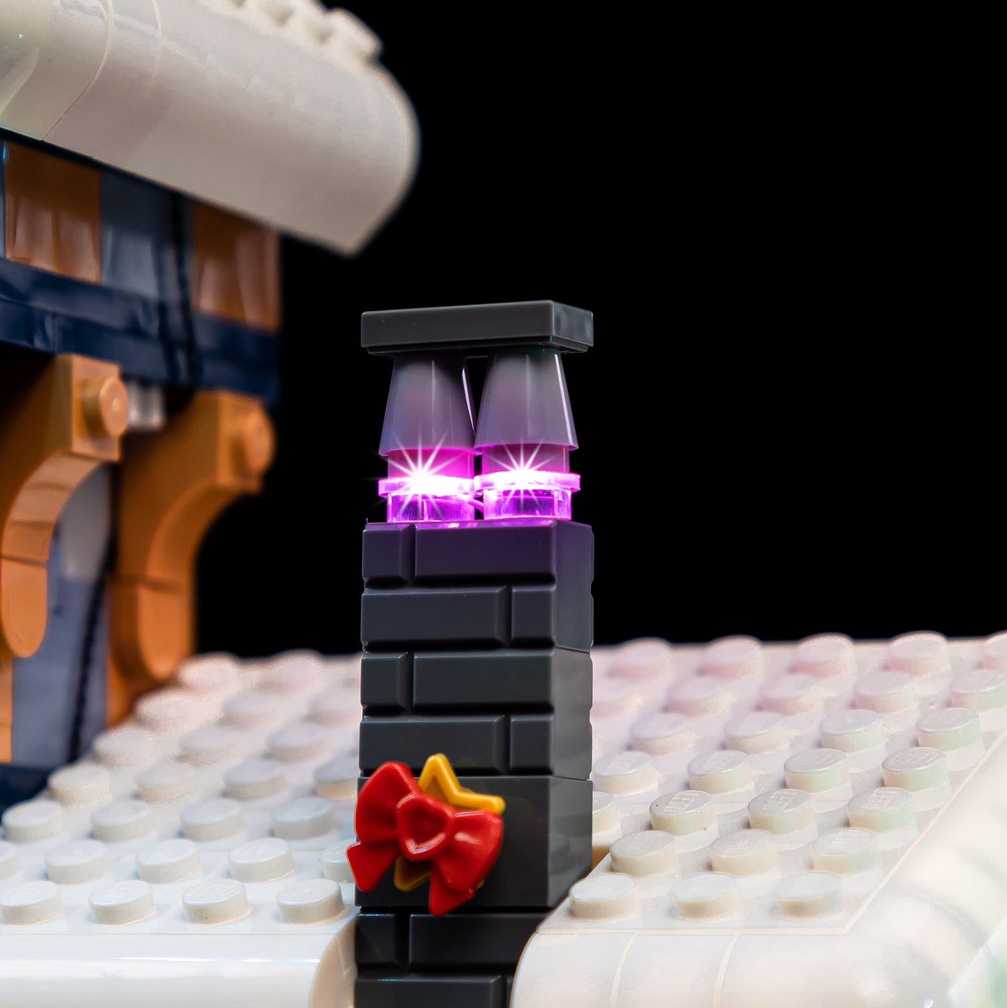 Santa's Workshop 10339 - Image 11