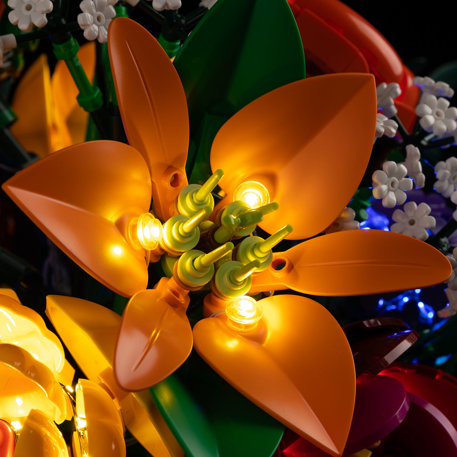 Kyglaring Light Kit for LEGO Flower Arrangement 10345 - Detail View (LED close-up)