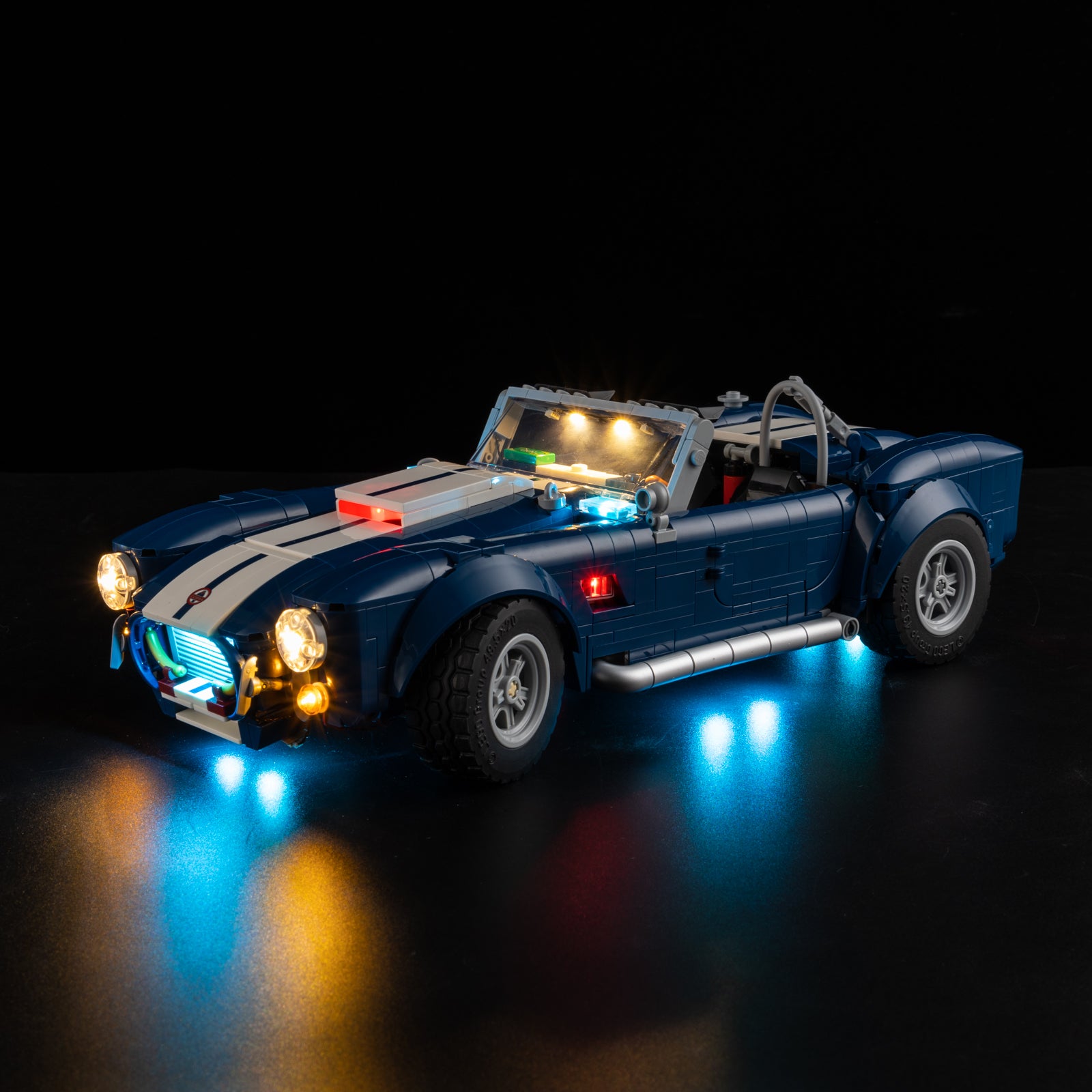10357-Shelby-Cobra-427-SC-Light2.jpg