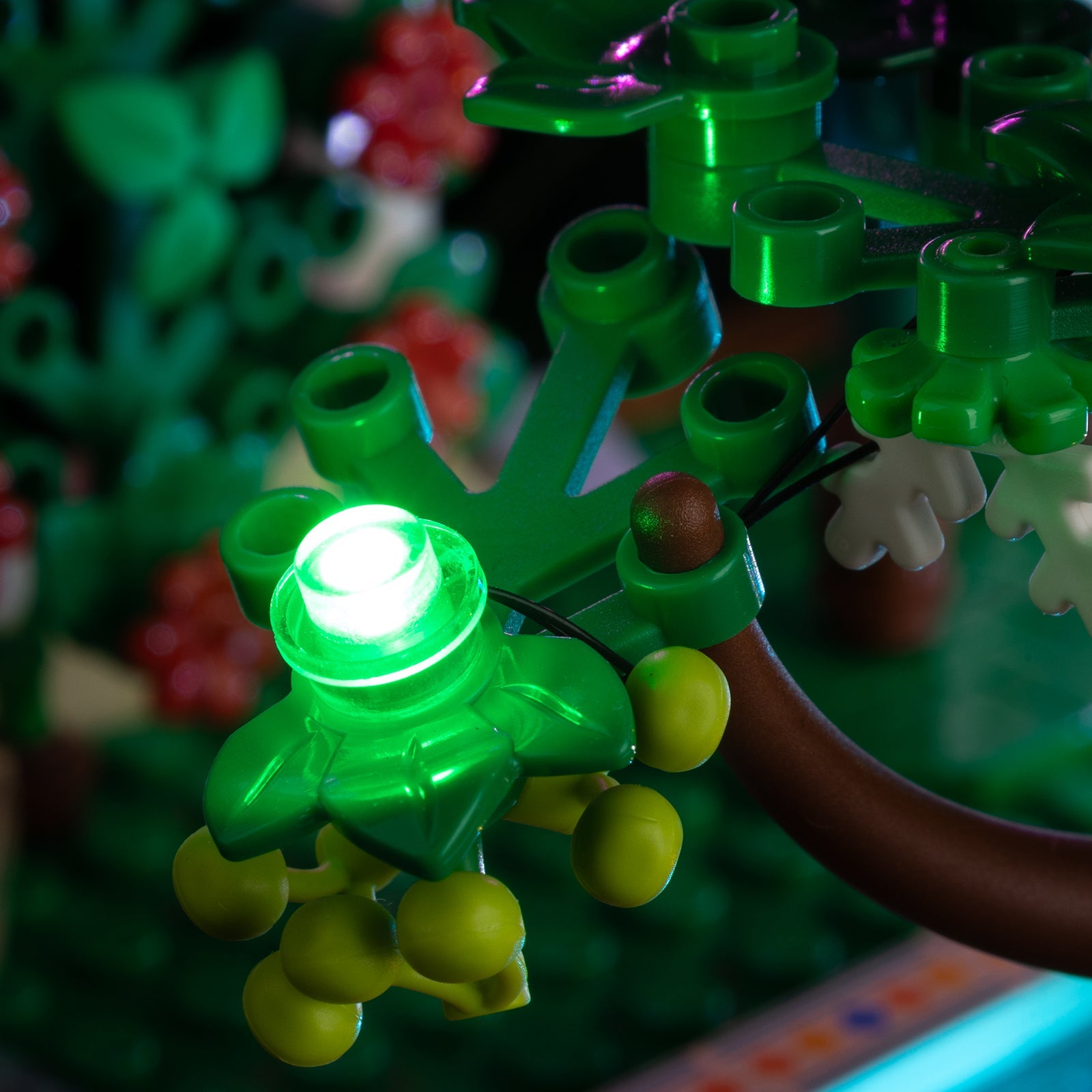 Light Kit For LEGO Fountain Garden 10359 - Gallery Image 5