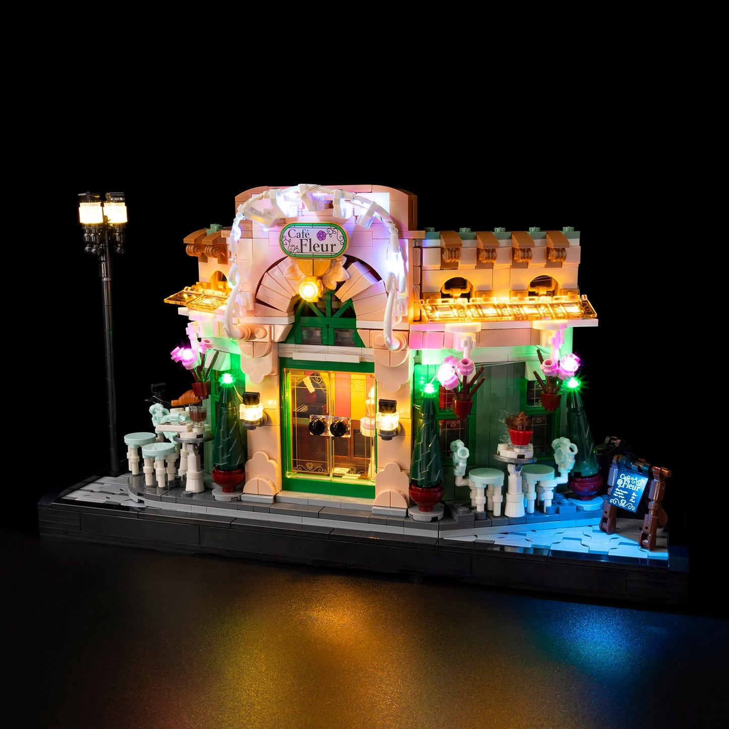 Light Kit For LEGO French Cafe 10362 - Gallery Image 22