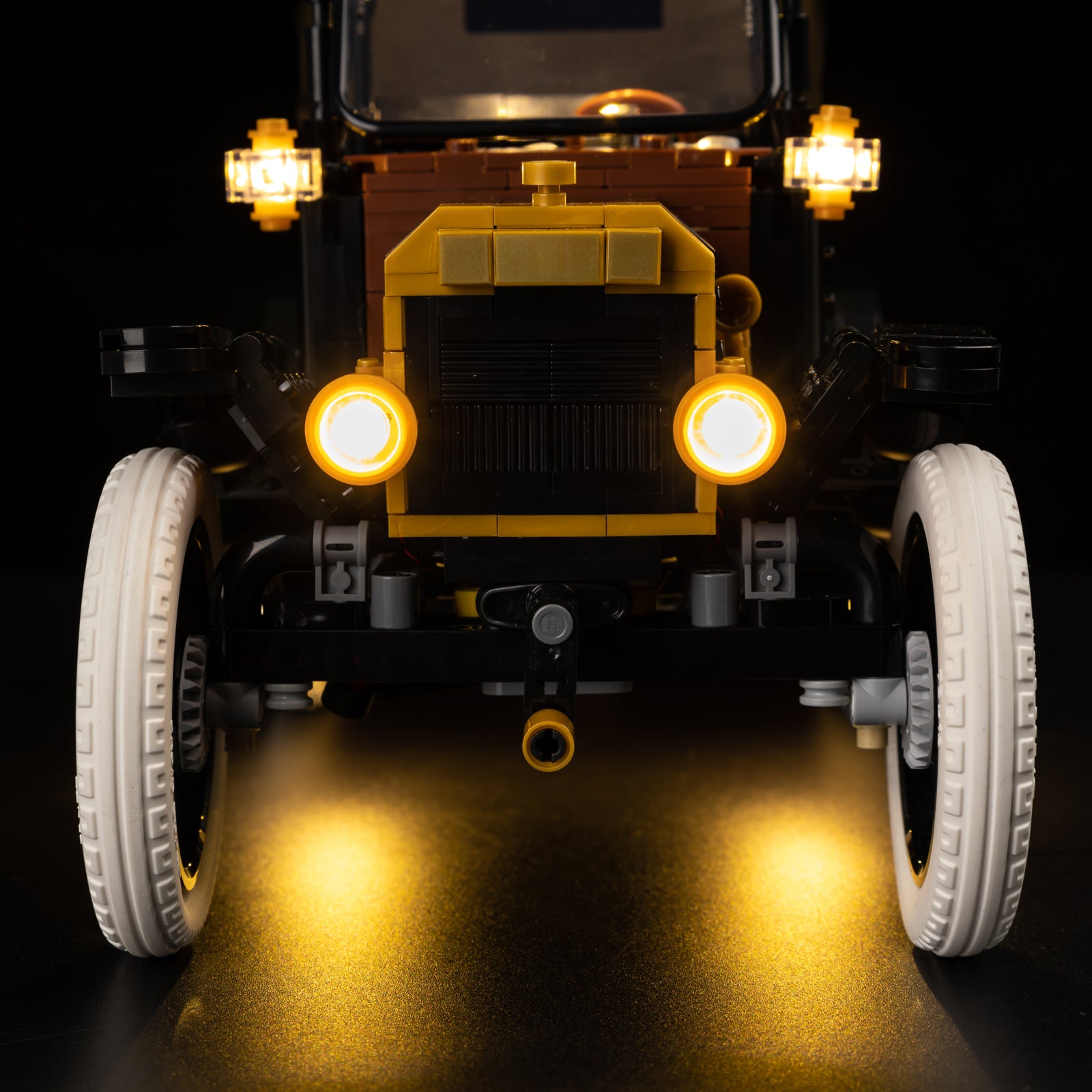 Close-up of LEGO 11376 Front headlights