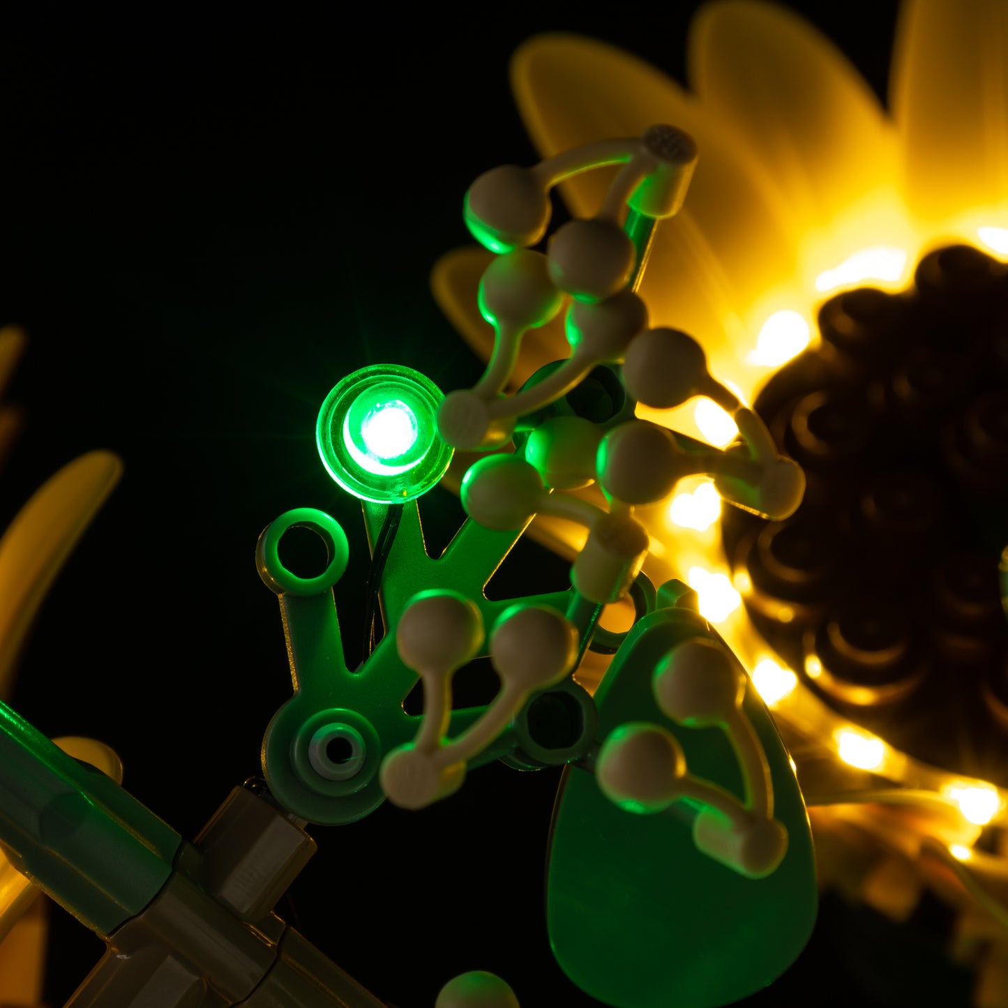 Light Kit For LEGO Sunflower Bouquet 11502