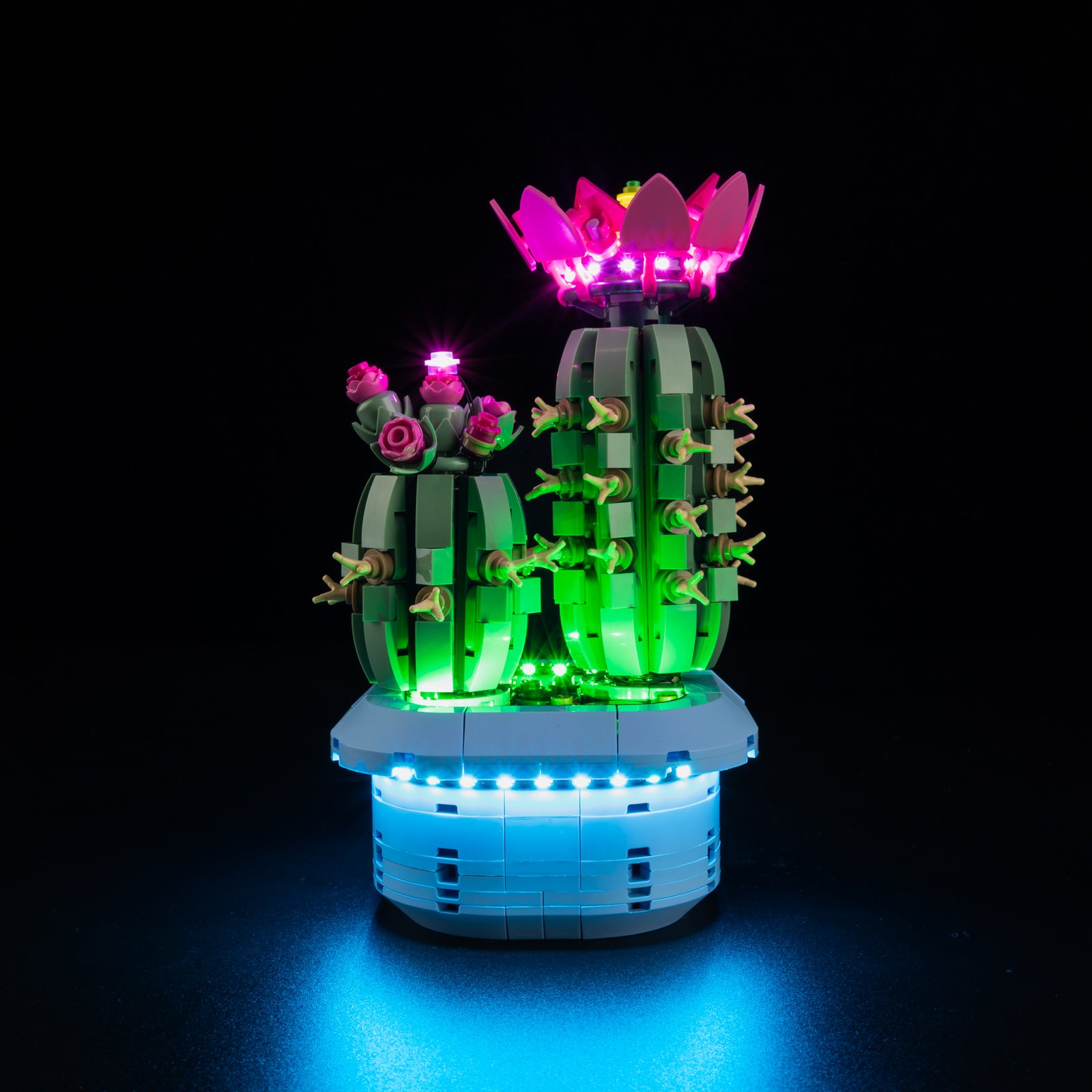 Front view of the assembled Flowering_Cactus LEGO lighting