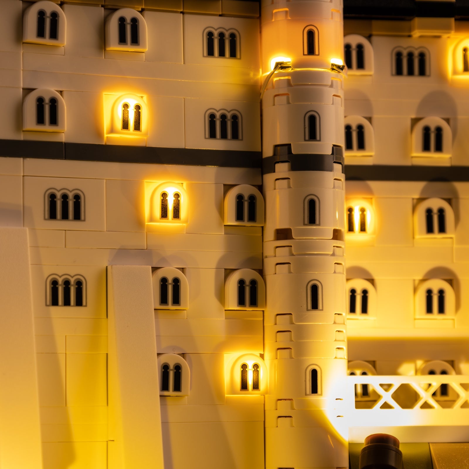 Light Kit For LEGO Neuschwanstein-Castle 21063 - Gallery Image 16