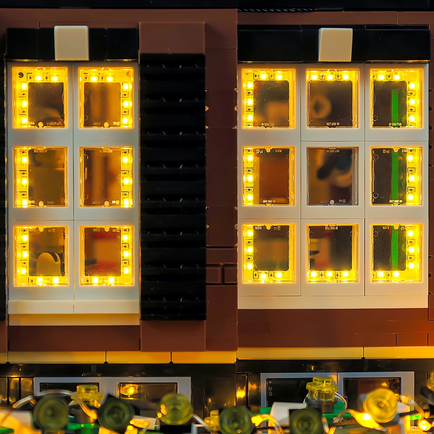 Light Kit For LEGO Home-Alone 21330 - Gallery Image 12