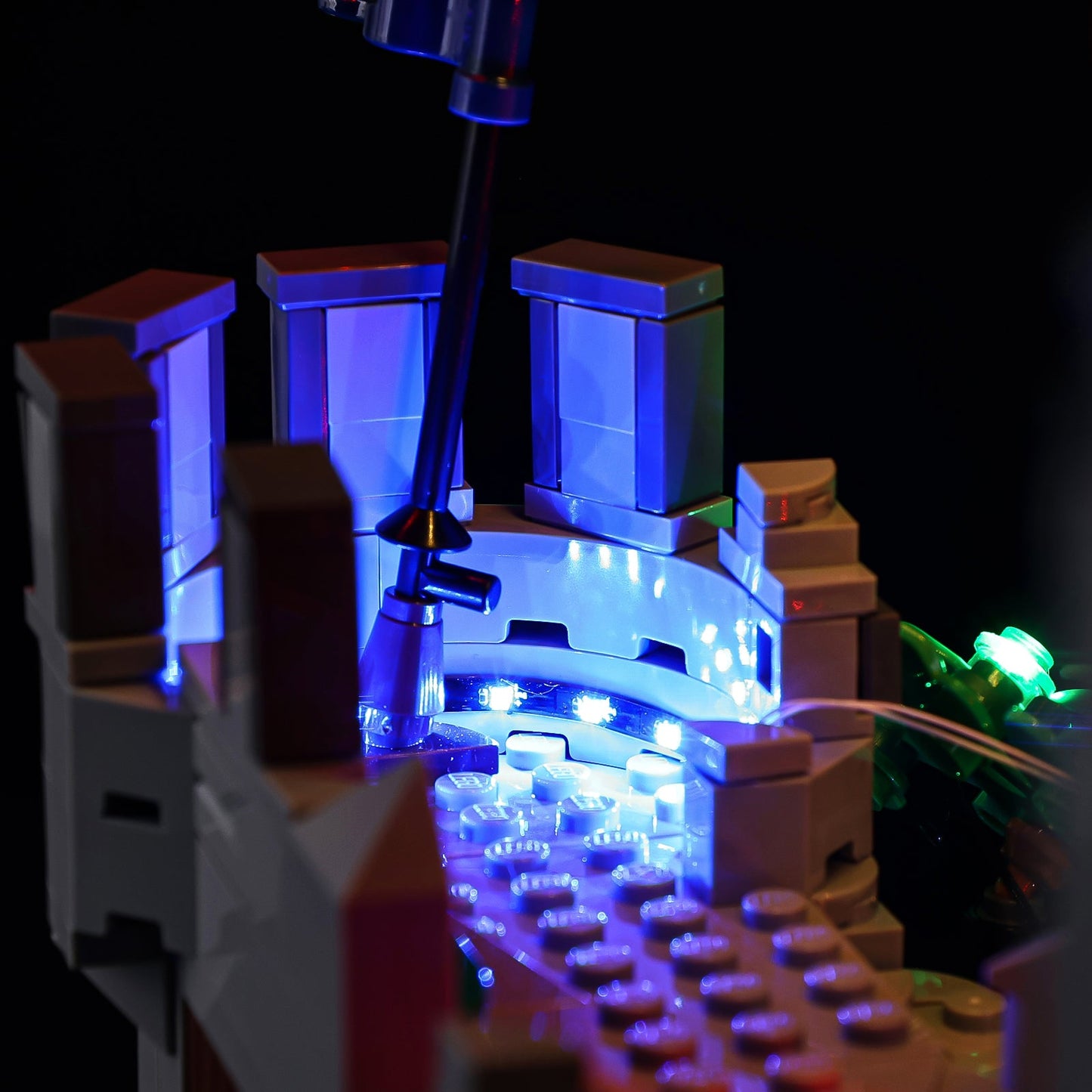 Light Kit For LEGO Dungeons-Dragons-Red-Dragons-Tale 21348 - Gallery Image 19