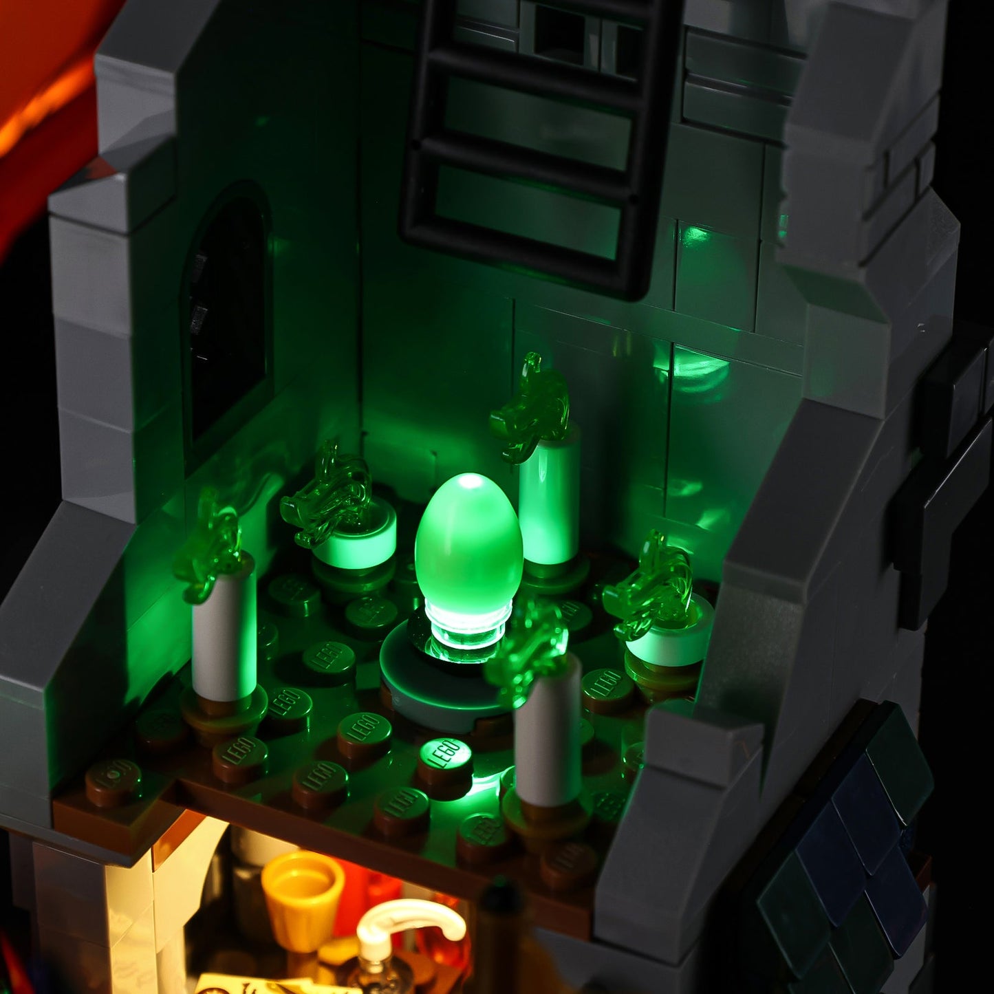Light Kit For LEGO Dungeons-Dragons-Red-Dragons-Tale 21348 - Gallery Image 20
