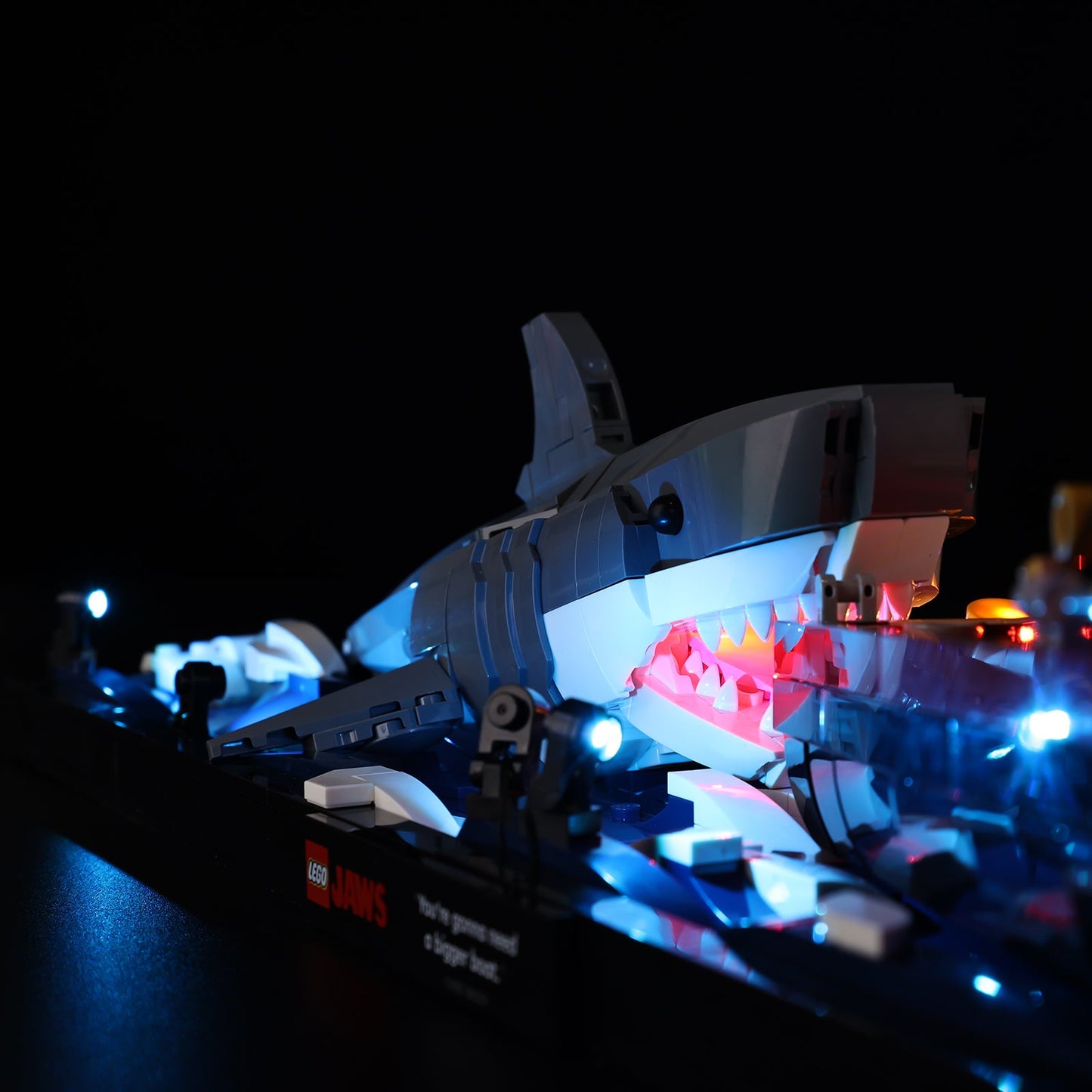 Light Kit For LEGO Jaws 21350 - Gallery Image 13