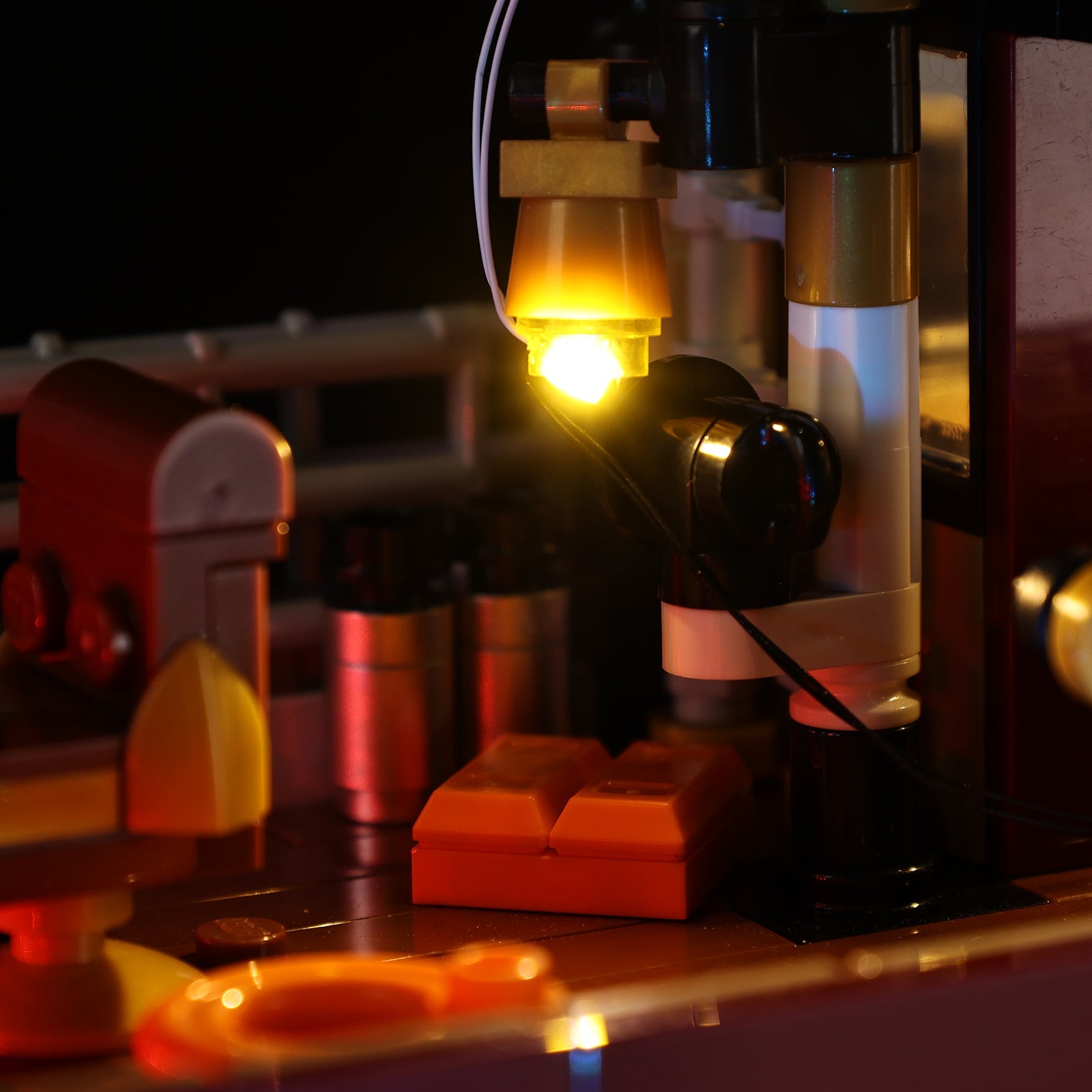 Light Kit For LEGO Jaws 21350 - Gallery Image 16