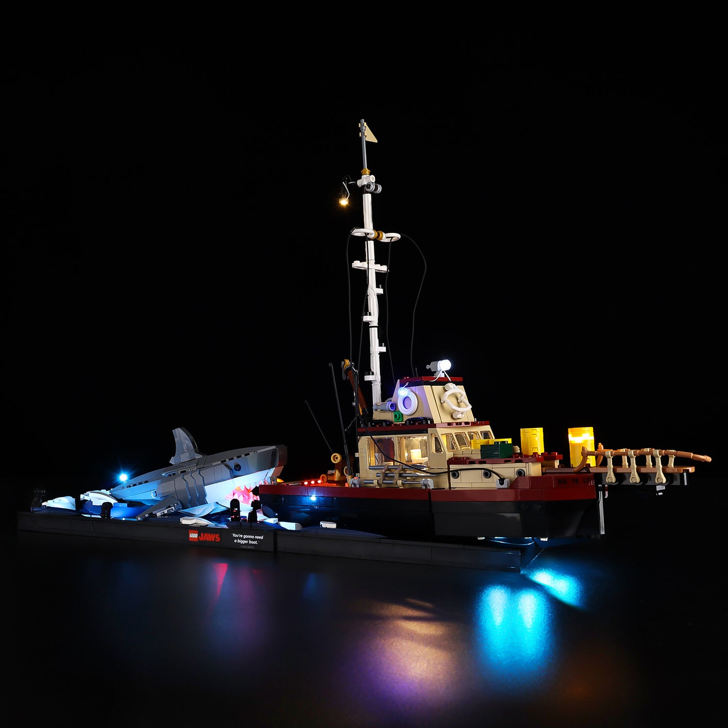 21350-Jaws-Light1.jpg