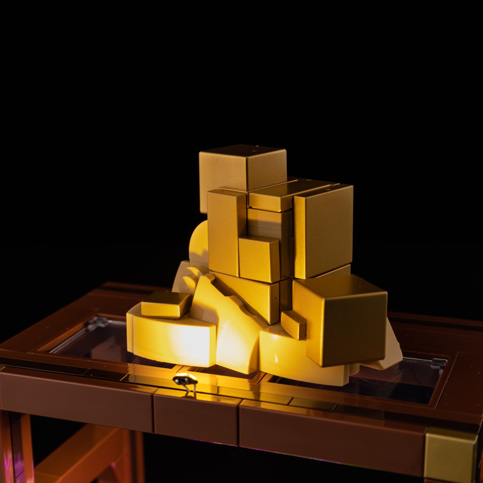 21362-Mineral-Collection-Detail Light3.jpg