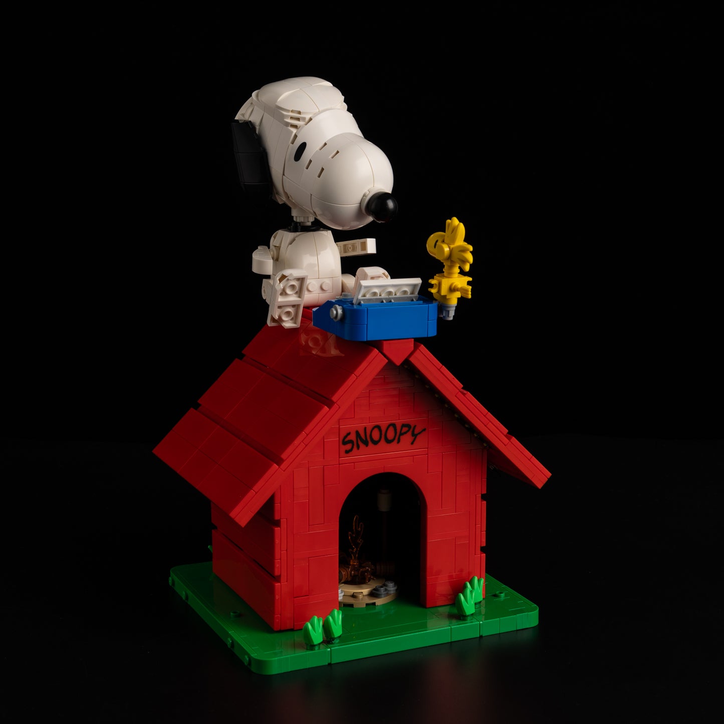 Light Kit for LEGO Peanuts: Snoopy's Doghouse 21368