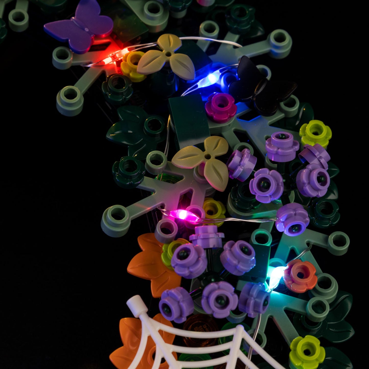 Light Kit For LEGO Halloween Wreath 40825 - 40825-Halloween-Wreath-11-details