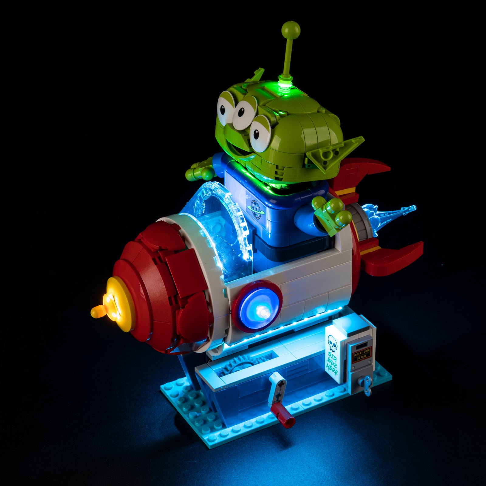 Top view of the Alien with Pizza Planet Rocket Ride with lights set