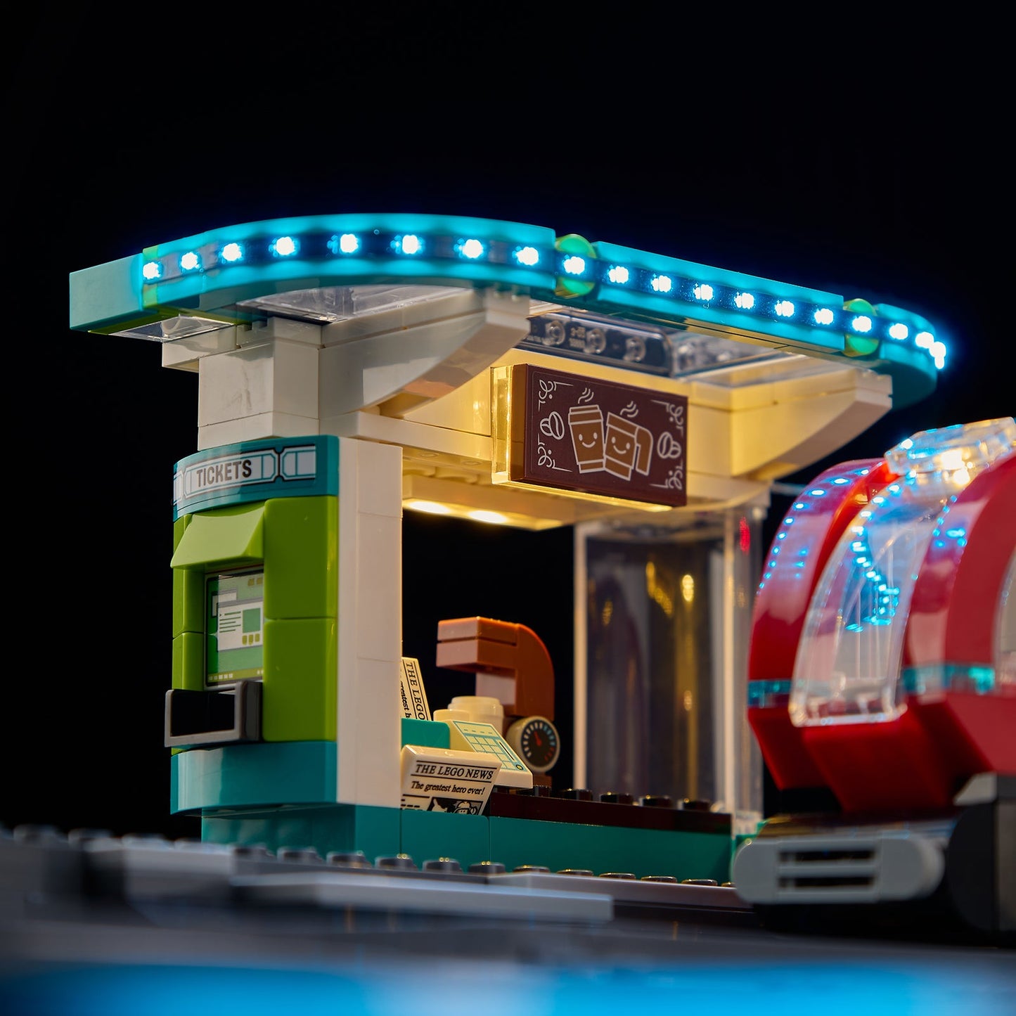 Light Kit For LEGO Downtown Streetcar and Station 60423 - 60423-Downtown-Streetcar-and-Station-12-details