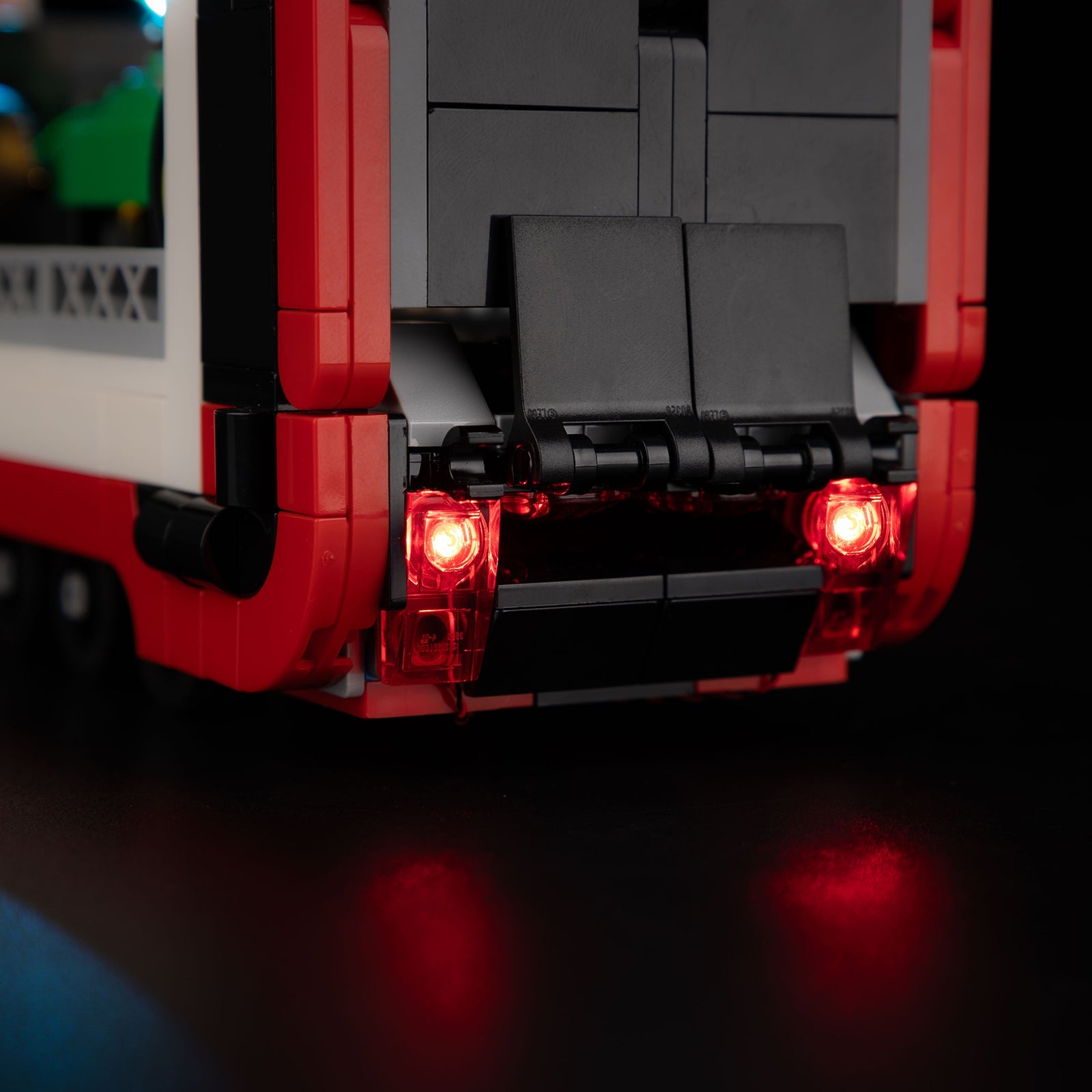 Light Kit For LEGO F1 Truck with RB20 and AMR24 F1 Cars 60445 - 60445-F1-Truck-with-RB20-and-AMR24-F1-Cars-12-details