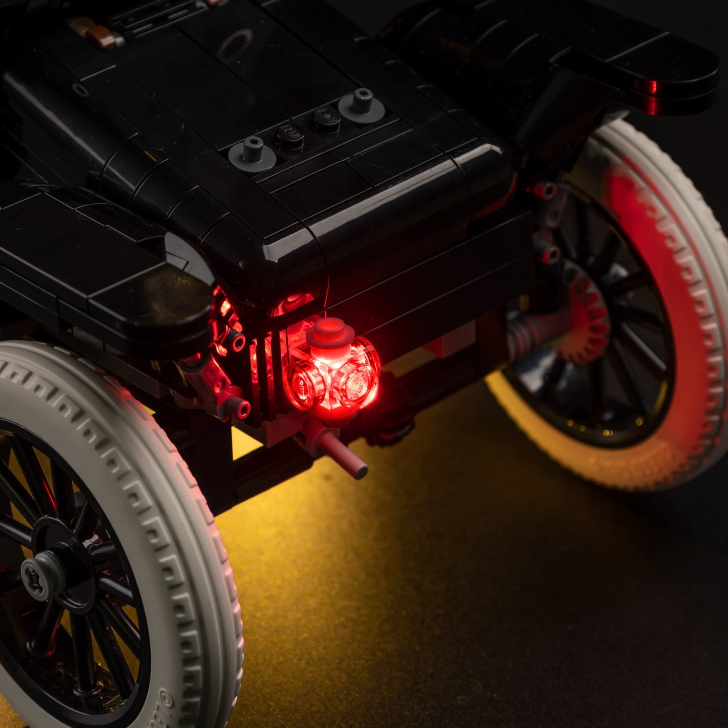 Light Kit For LEGO Ford Model T Touch Version 11376 - 7-details