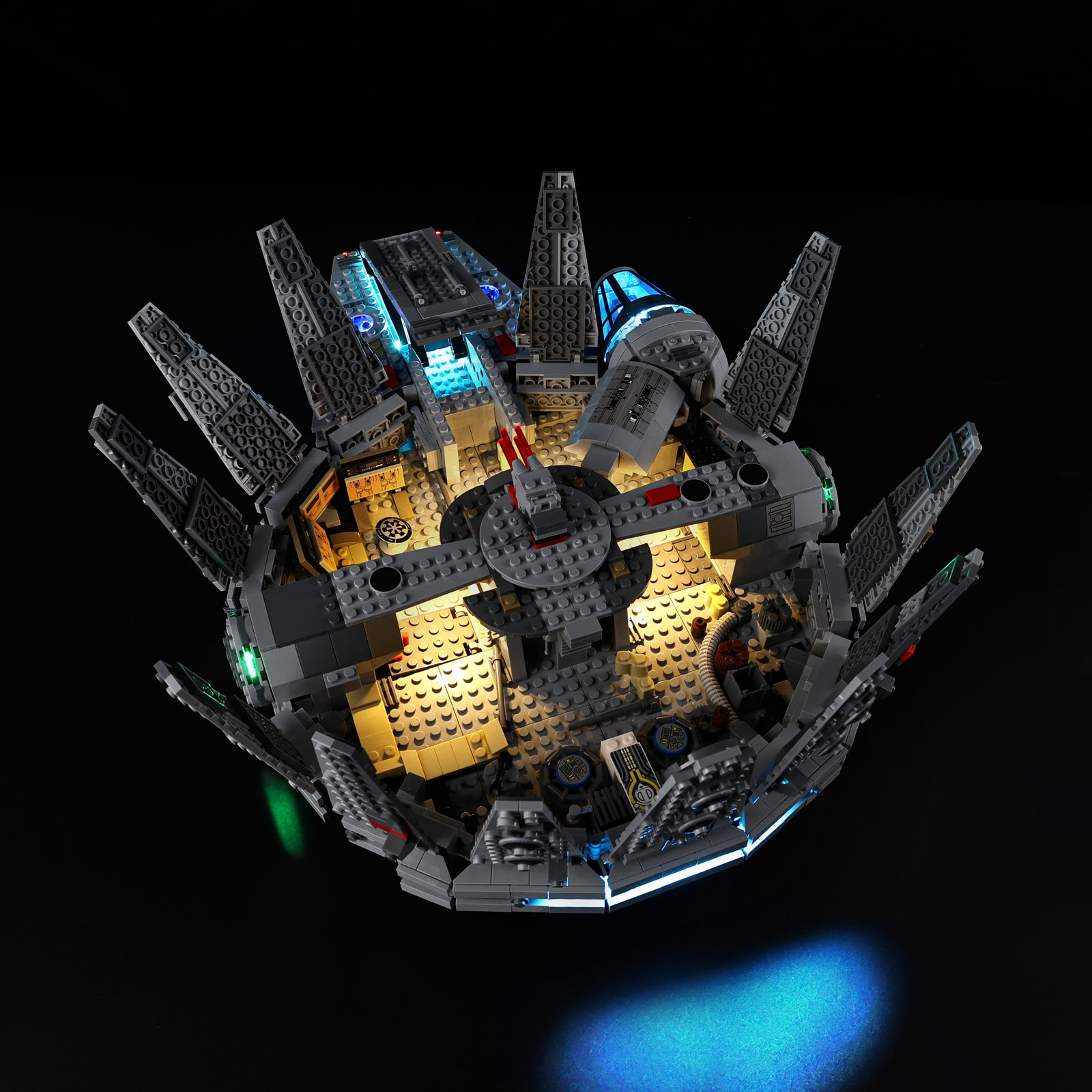 75105 Millennium Falcon Millennium Falcon 10 on