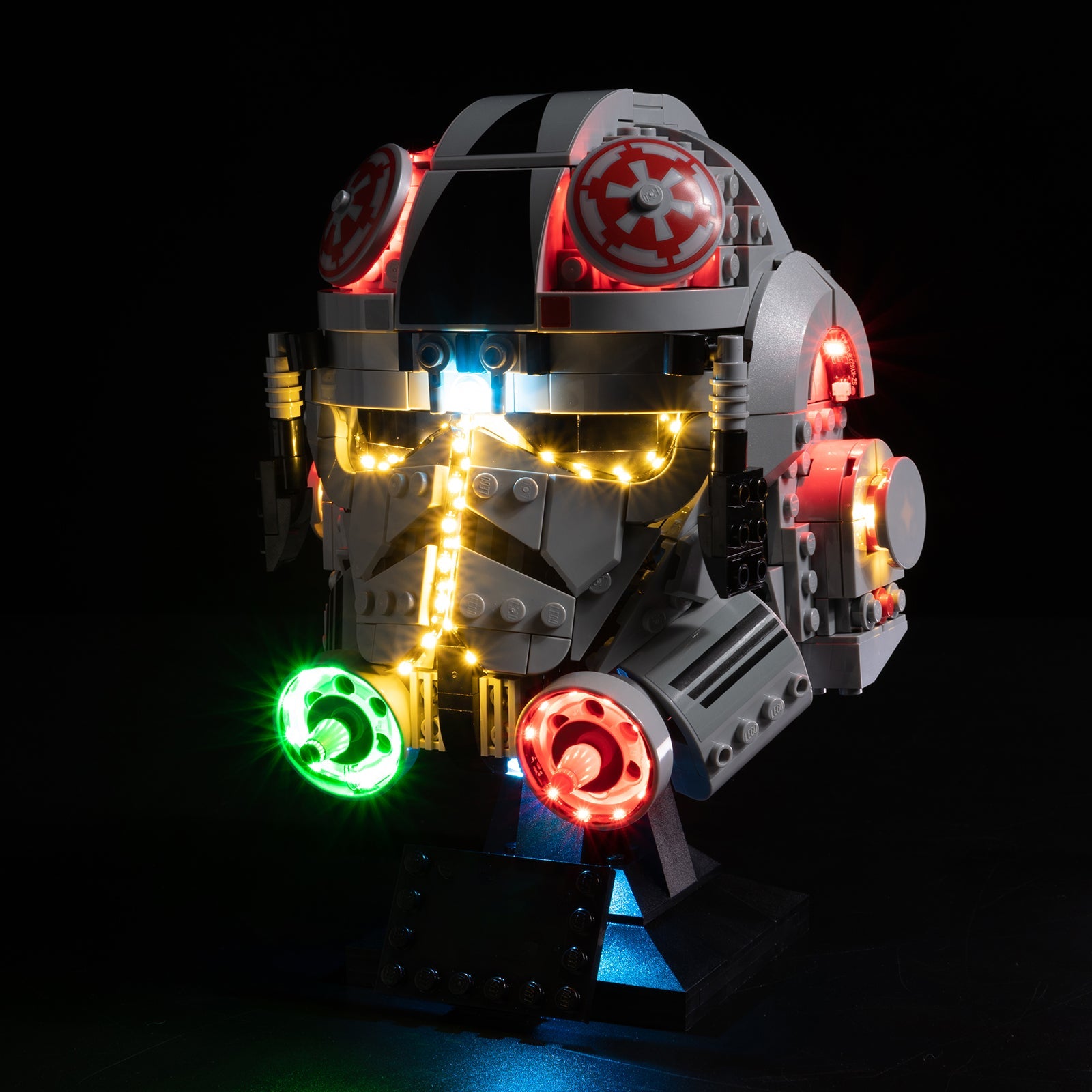 Light Kit For LEGO AT-AT Driver Helmet 75429 - 75429-AT-AT-Driver-Helmet-AT-AT-Driver-Helmet-AT-AT-Driver-Helmet-AT-AT-Driver-Helmet-AT-AT-Driver-Helmet-1-on (lights on)
