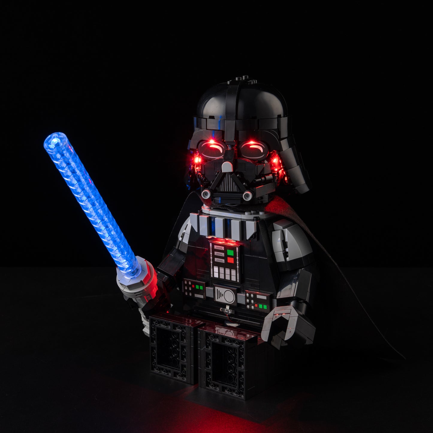 Top view of the Up-Scaled Darth Vader™ Minifigure with lights set
