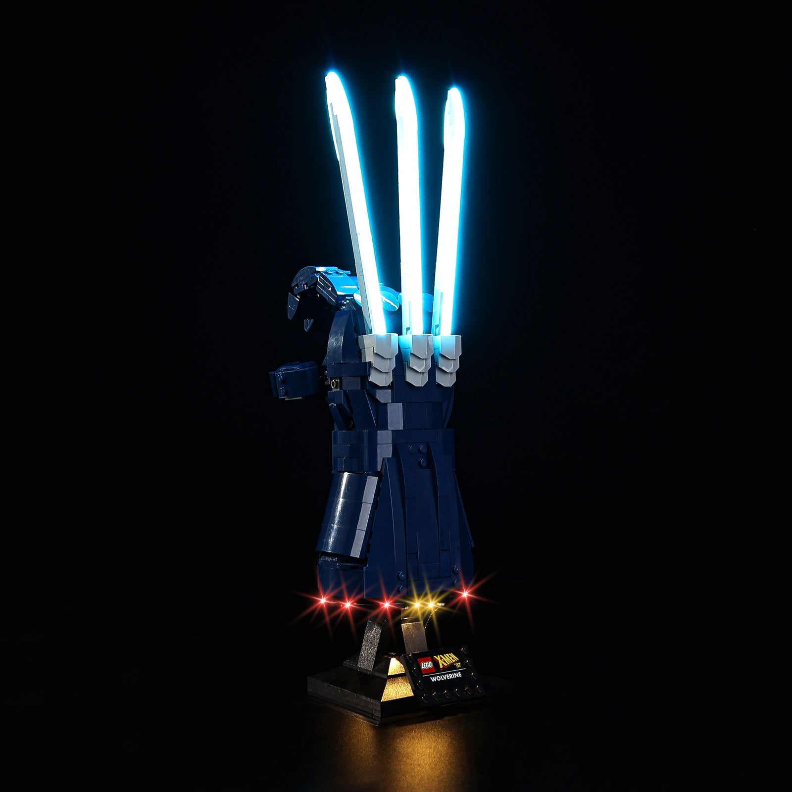 Light Kit For LEGO Wolverine Adamantium Claws 76250 - 76250-Wolverine-Claws-1-on (lights on)