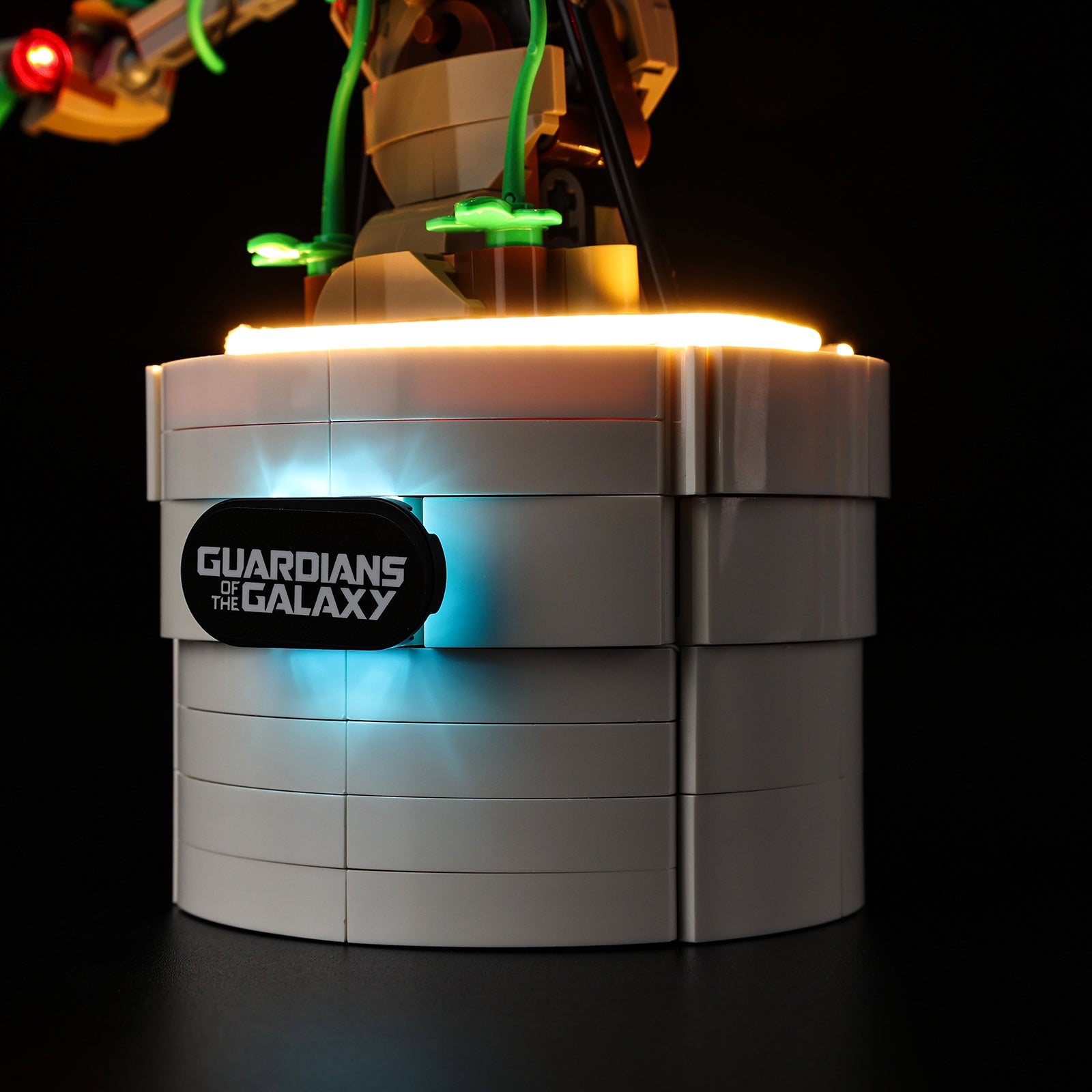 76297 Dancing Groot 5 details