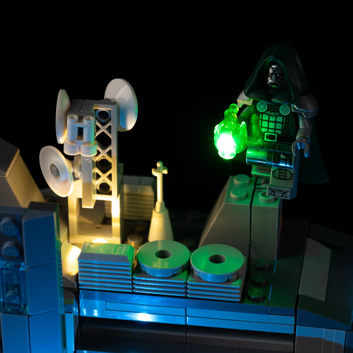 Light Kit For LEGO Avengers: Doomsday New Avengers Tower 76352