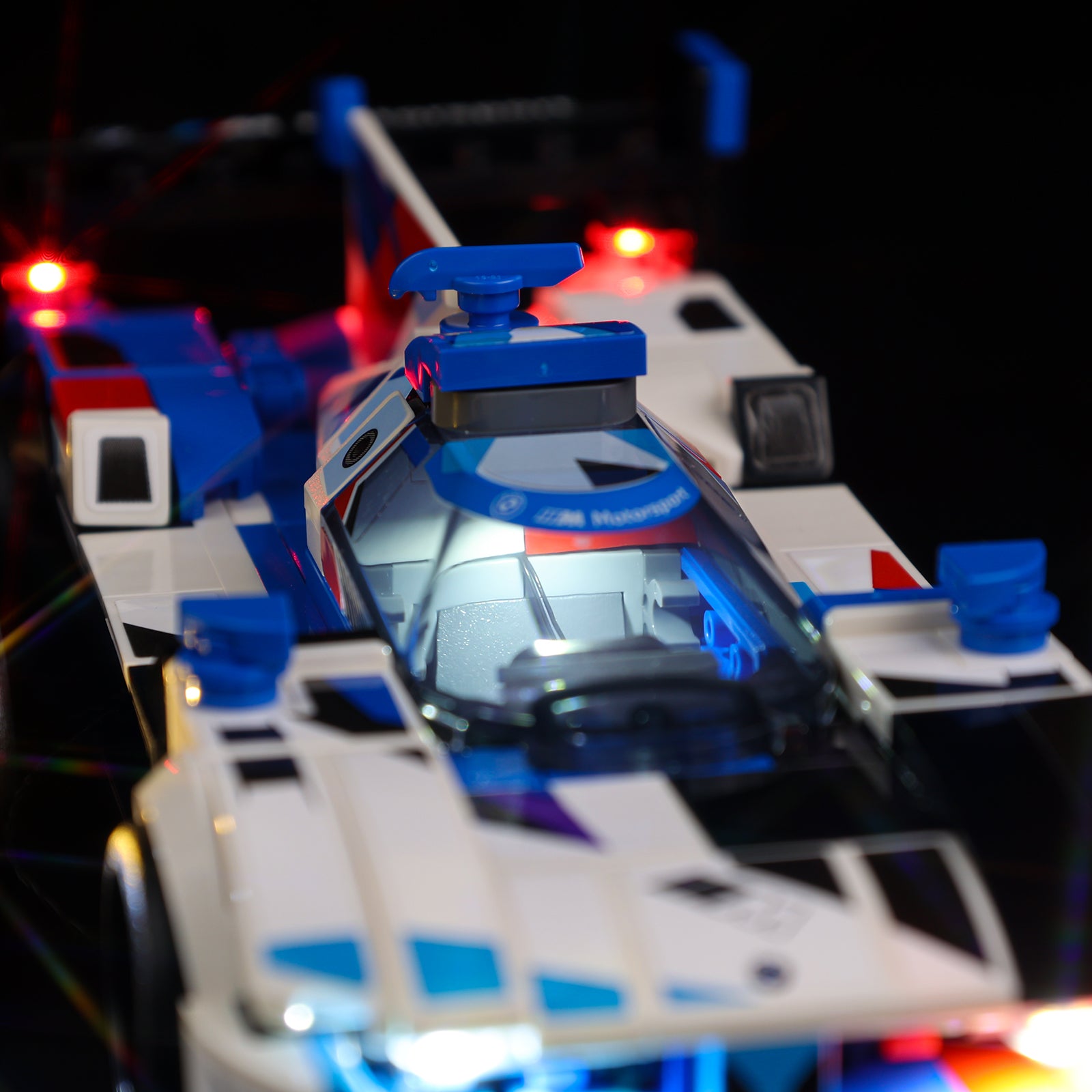 BMW M4 GT3 and BMW M Hybrid V8 Race Cars 76922 - close-up of rear vent and tail light