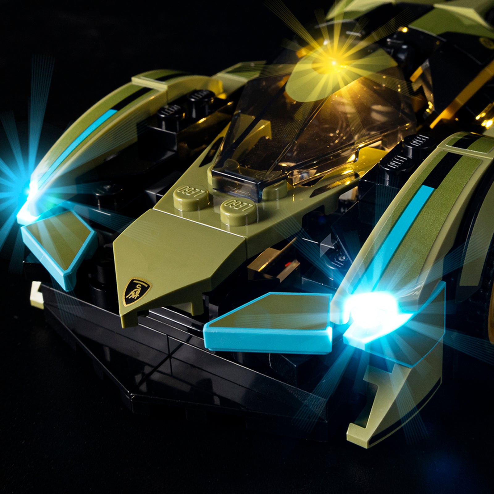 Speed Champions Lamborghini 76923 - close-up of headlight and front detail