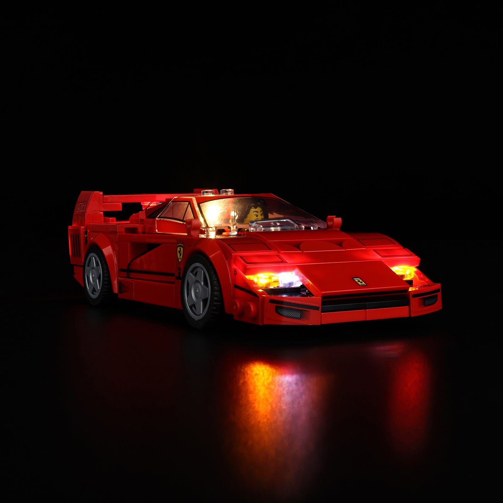 Ferrari F40 Supercar 76934 - alternate angle, lights on