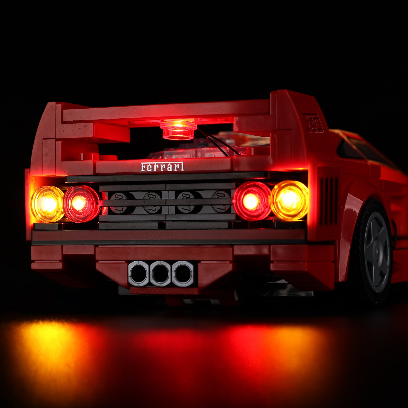 Ferrari F40 Supercar 76934 - close-up of cockpit and interior glow