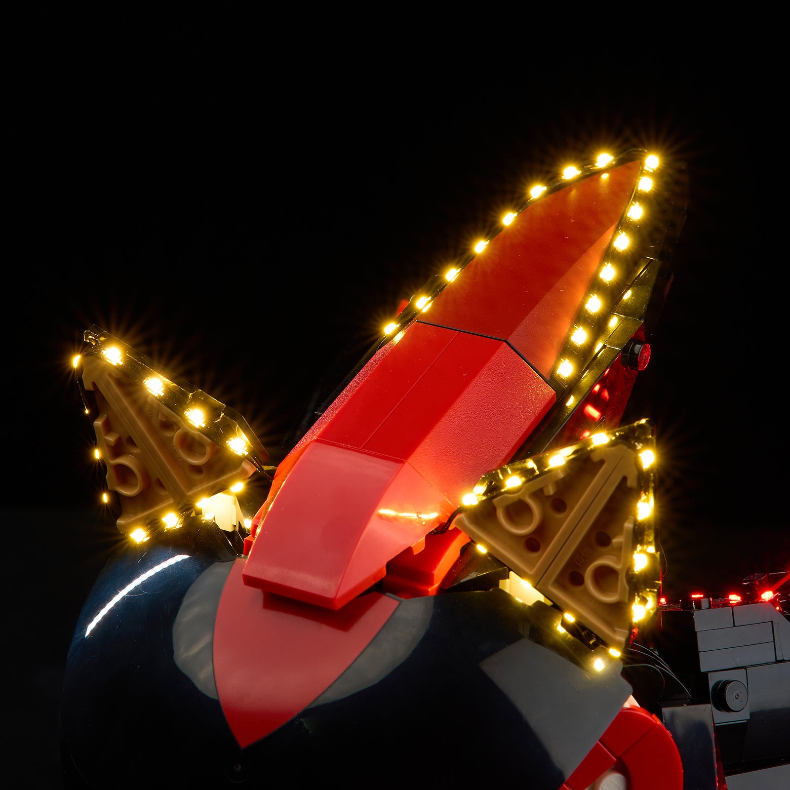 Shadow the Hedgehog 77000 - close-up of cockpit and interior glow