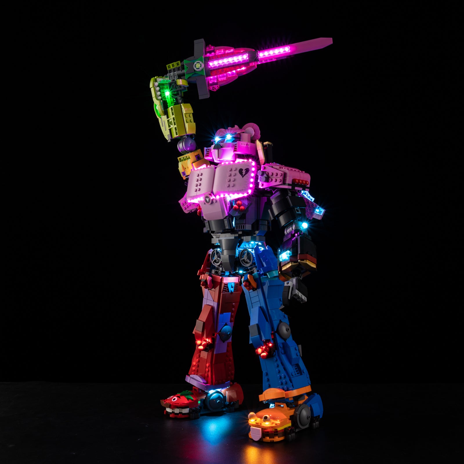 Mecha Team Leader 77078 - second side angle, illuminated