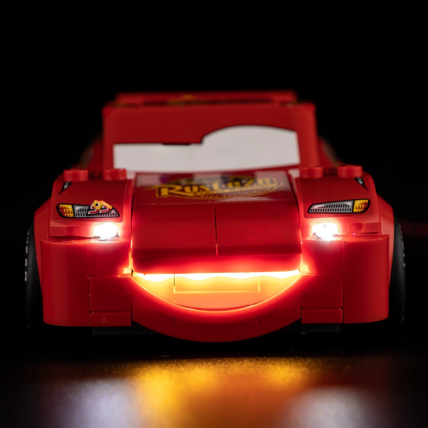 Light Kit for LEGO Lightning McQueen 77255 - rear spoiler detail with red glow effect
