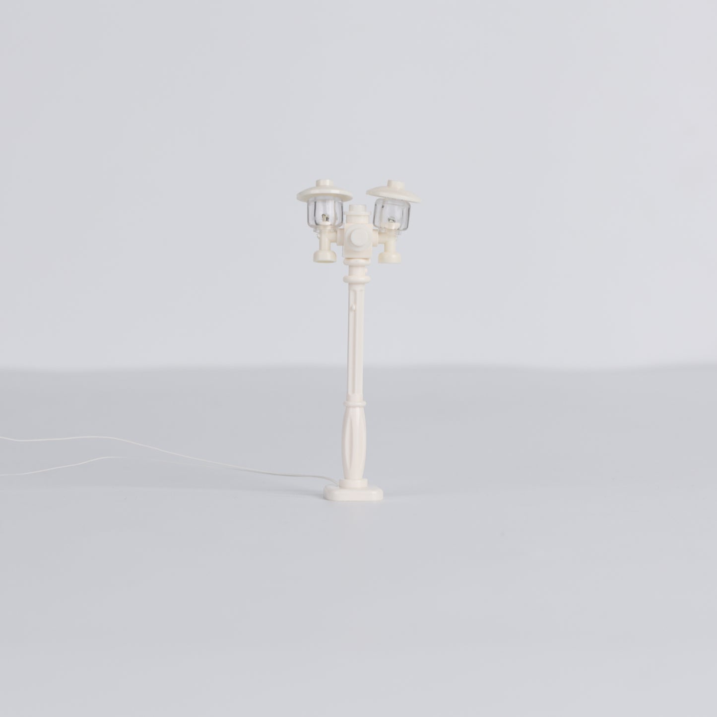 2 heads lamp post 1 in 1 USB